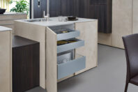 TOPOS | STONE